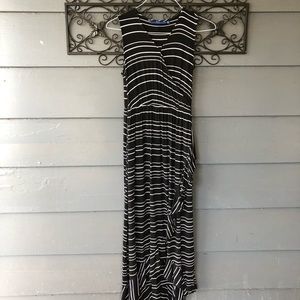 Apt 9 Black/White Striped Maxi Dress S